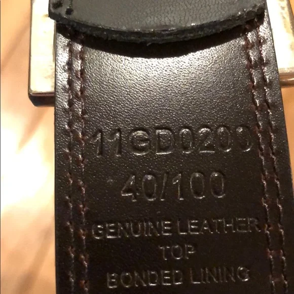 Dickies Leather Belt.  Size 40.  Reversible - Picture 9 of 10